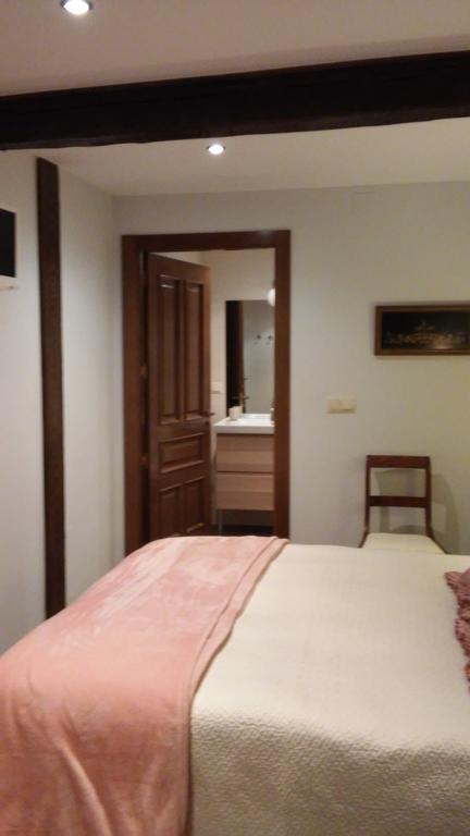 Kapel Etxea Hotel Urzainqui Exterior photo